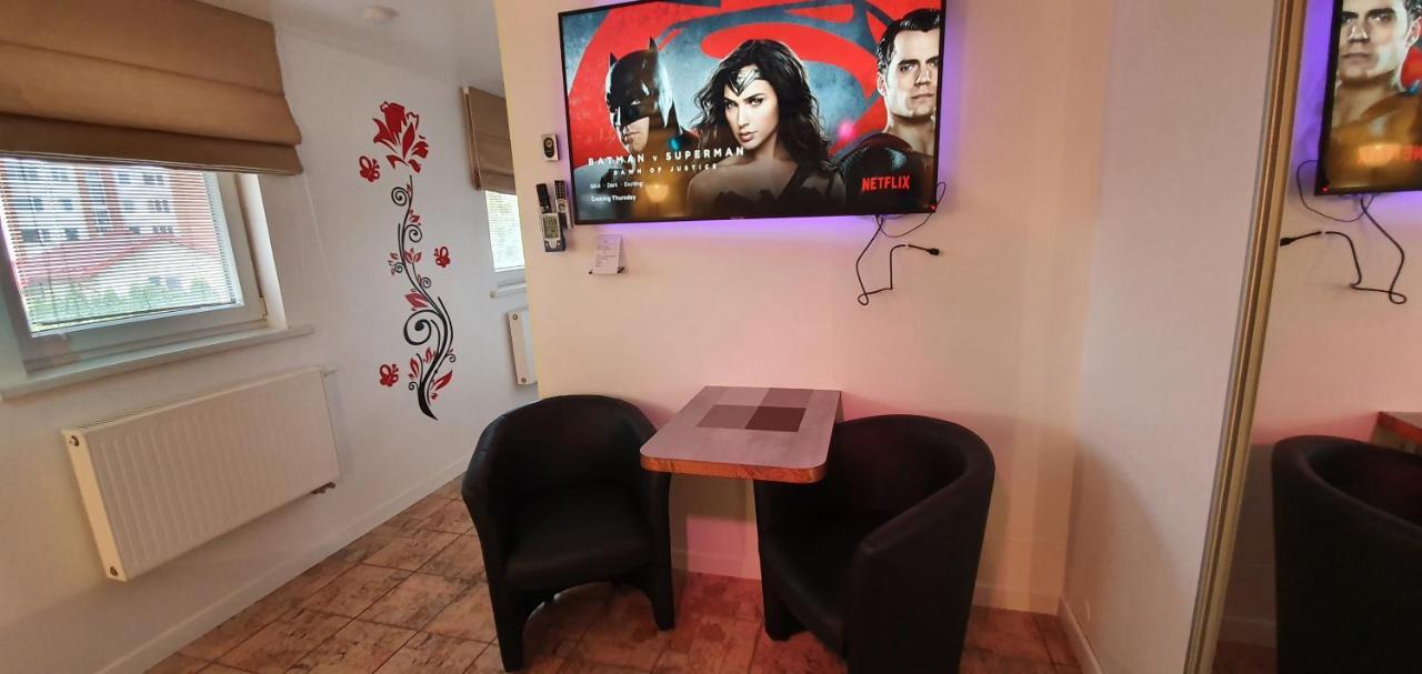 Aparthotel 3 ,, Cosy House Studio" & Parking Каунас Екстериор снимка